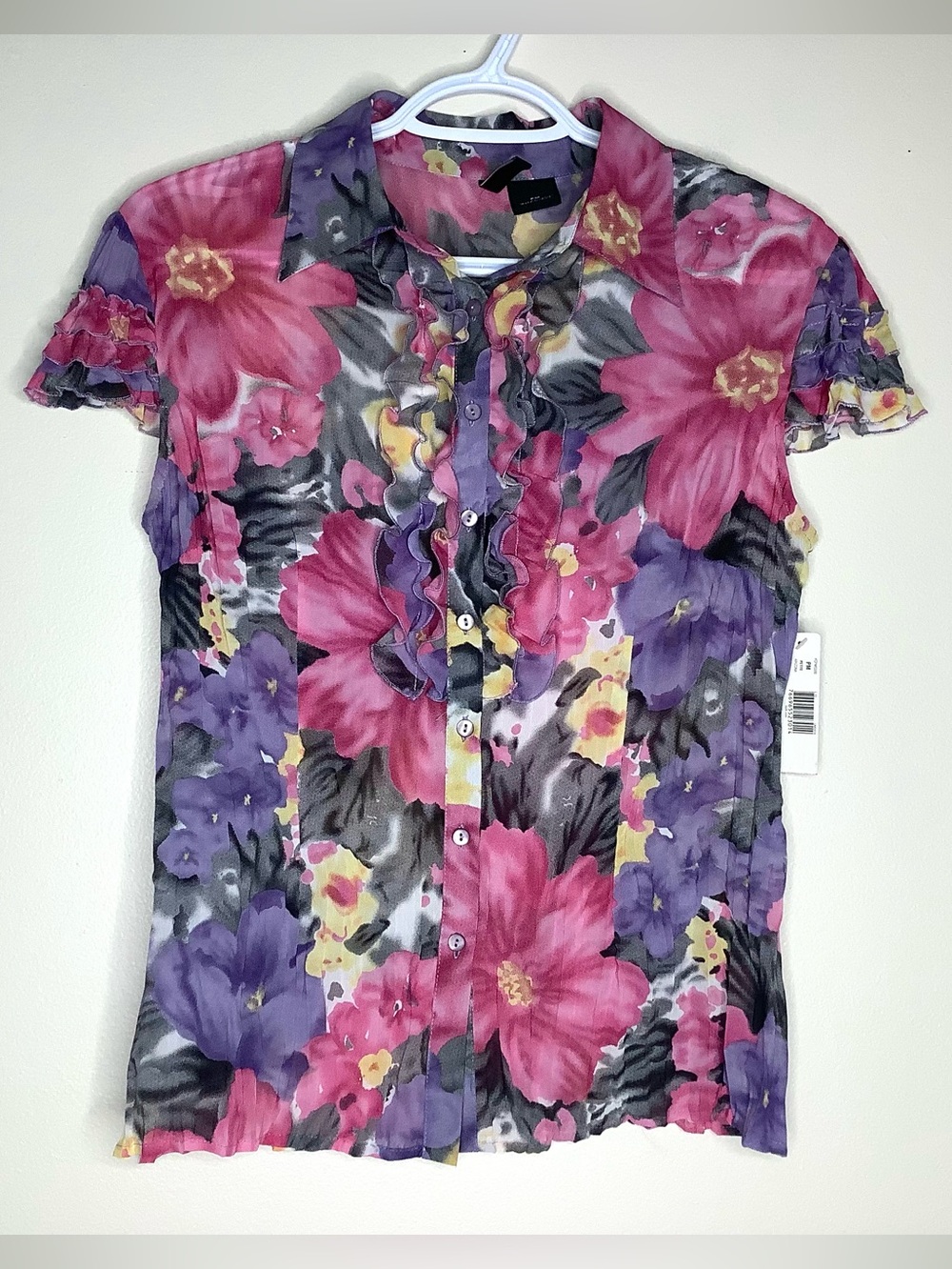 < NWT New Directions Floral Sheer Mesh Button Up Blouse >